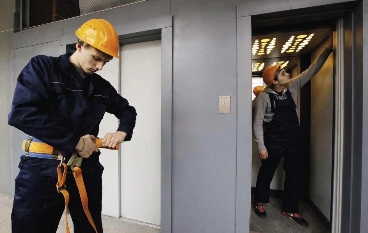 В Краматорске проверят состояние лифтов многоэтажек