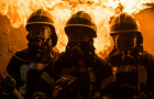 Подвиг  пожарных из Селидово помог спасению из горящей квартиры двоих человек