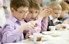 Договора на питание в школах Бахмута суд признал незаконными