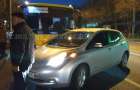 В Мариуполе автомобиль врезался в автобус