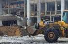 Коммунальщики убирают последствия прилета по ДК в Константиновке