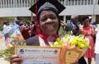 Жительница Замбии закончила университет в 73 года
