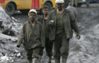 Авария на шахте в Донецке: под землей оказались 329 горняков