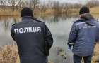 На Донбассе в водоеме нашли труп молодого парня