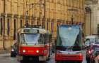 Как киевляне в общественном транспорте ездят: драка в трамвае и укрощение героев парковки