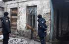 Мирноград: спасатели и полиция провели совместный рейд по заброшенным зданиям