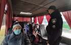В Константиновке полицейские проверяют в автобусах соблюдение масочного режима