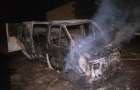 Ночью в Киеве сгорел микроавтобус