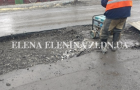 Покровск: коммунальщики придумали как бороться с ямами на дорогах