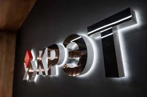 ГУР: 19 із 54 підприємств концерну «КРЕТ» досі без санкцій
