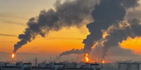 Удари по НПЗ РФ: виведено з ладу понад 45% потужностей нафтопереробки
