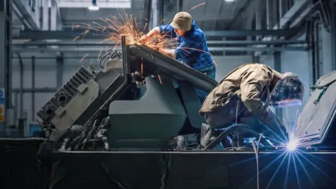 Військовий облік на підприємствах: кого брати на облік і які строки визначило Мі