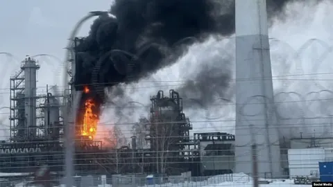 Зупинка двох НПЗ «Роснефти»: ринок дизпального в РФ втрачає мільйони тонн