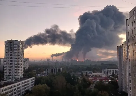 Удар по Московському НПЗ: уражено обидві лінії первинної переробки