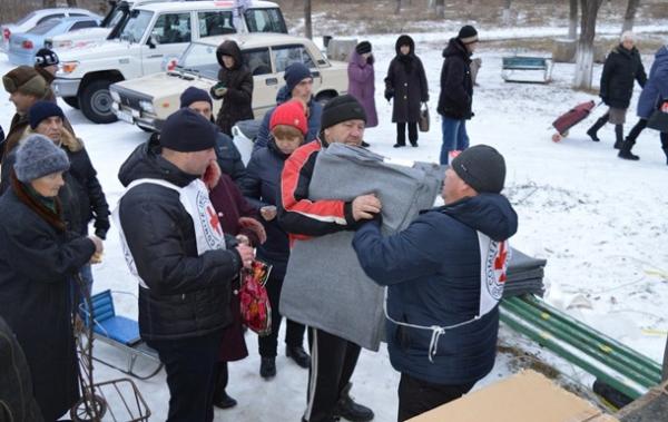 Красный Крест отправил гуманитарную помощь на неподконтрольные территории Донбасса