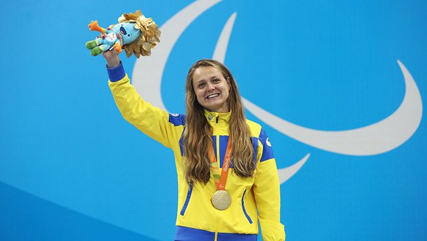 Спортсменка из Соледара стала трехкратной олимпийской чемпионкой