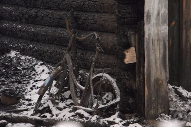В Сибири в результате пожара погибли восемь людей, из них шестеро дети