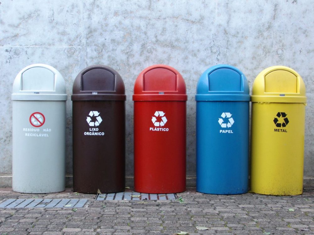 Мусорный закон: Почему сортировка бытовых отходов не работает и за это некого наказывать