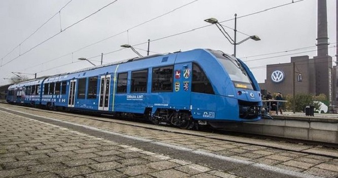 В Германии запущен первый поезд на водородном топливе 