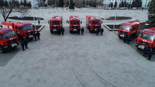 Спасатели Донетчины получили семь пожарных машин