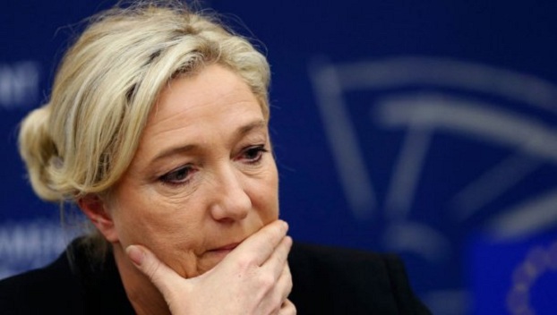 Европейский парламент остановил дотации партии Марин Ле Пен