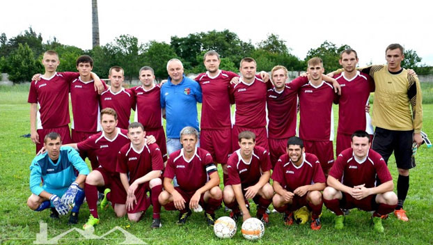В Покровске стартовал открытый Кубок города по футболу
