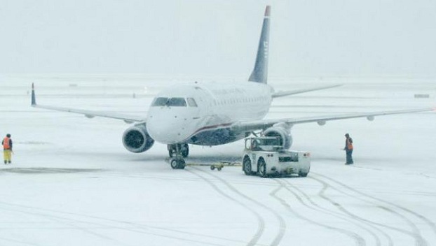 Работу одесского аэропорта нарушил сильный снегопад
