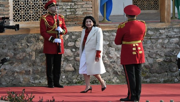 Новый президент Грузии официально вступил в должность