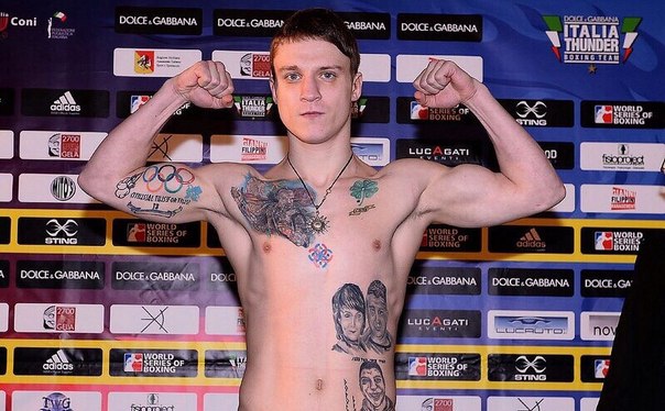 Украинец Ищенко победил пуэрториканца на боксерском ринге в Нью-Йорке