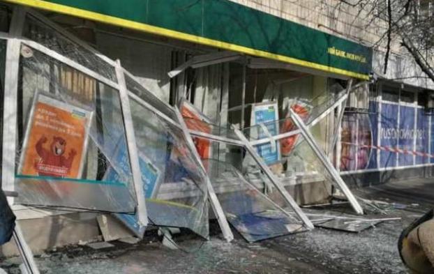 Подробности взрыва Ощадбанка в Киеве: убытки составляют миллионы