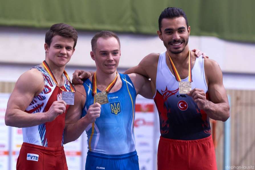 Верняев признан лучшим спортсменом Украины в ноябре