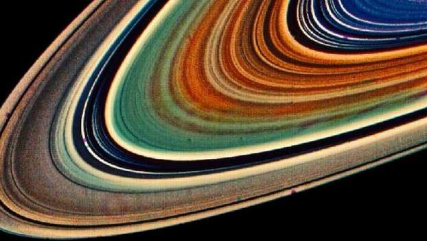 Ученые подсчитали возраст колец Сатурна 