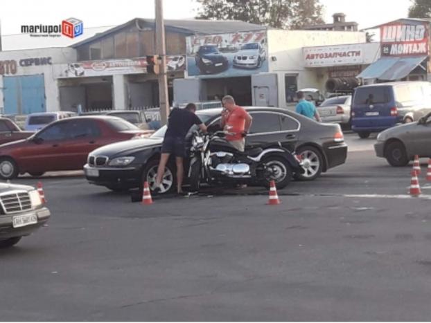 ДТП в Мариуполе: пострадал мотоциклист