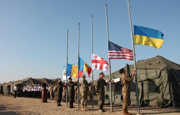 На юге Украины завершились украинско-американские учения «Си Бриз-2018»
