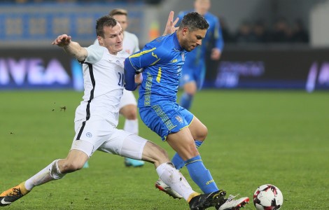 Сборная Украины по футболу завершила сезон победой в «товарняке» со словаками