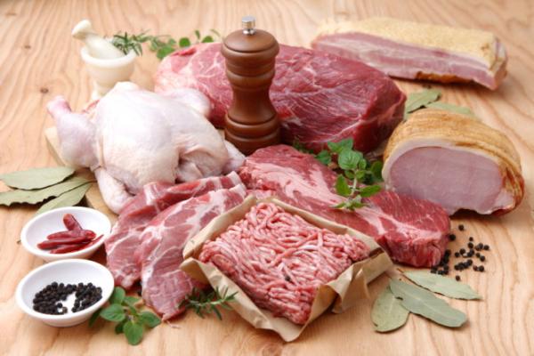 Украинские производители снизили цены на мясо, но розничные цены выросли