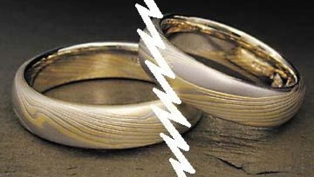 Развод и девичья фамилия: сколько пар расторгли брак в Покровске