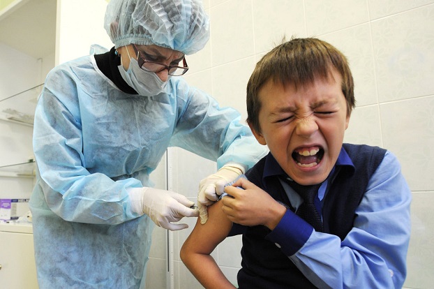 Украинские дети не смогут посещать школы и детские сады без необходимых прививок