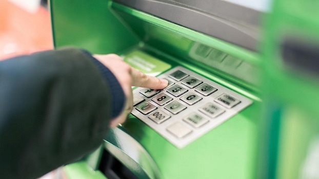 Вскоре украинцы смогут обменивать валюту через терминалы и банкоматы