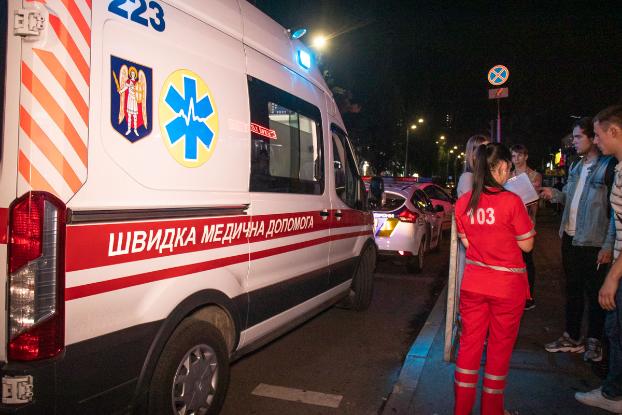 В Киеве произошла стрельба, ранена девушка