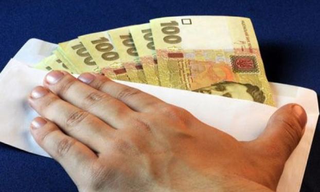 За нелегальных работников могут оштрафовать и на 100 000 гривень