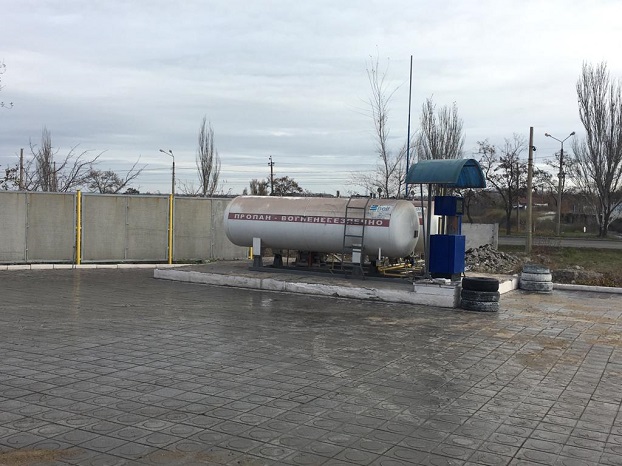 Как чиновники в Донецкой области сотни миллионов гривень отмывали