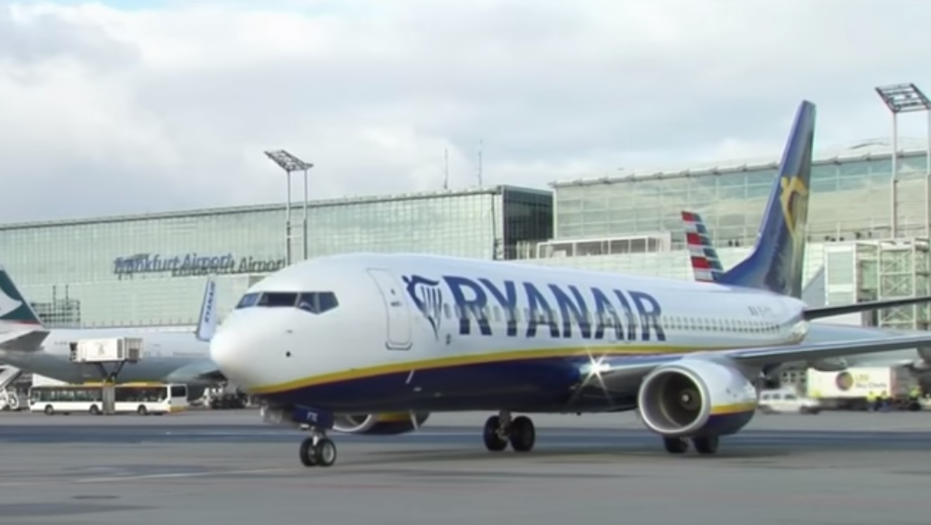 Крупнейшая авиакомпания Европы отменила около 600 рейсов из-за забастовки персонала 