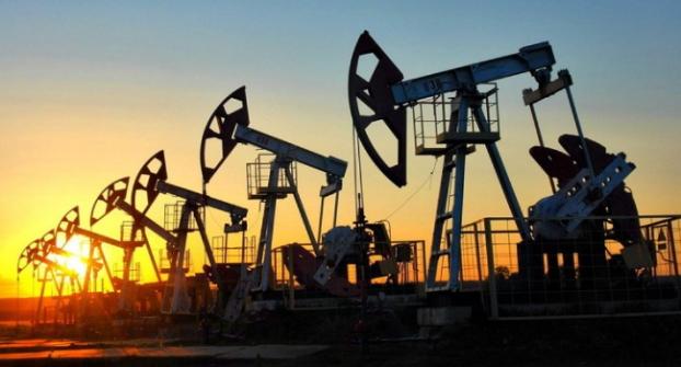 Цена на нефть рухнула: Чего ждать