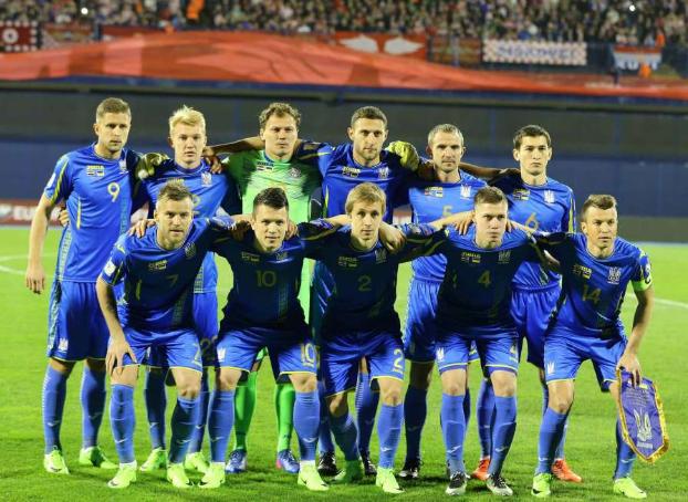 Сборная Украины по футболу  в обновленном рейтинге ФИФА находится выше команды России