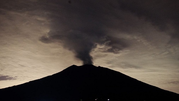 Власти Гватемалы озвучили количество жертв извержения вулкана 