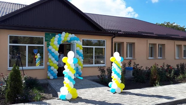 Жители западной части Покровска получили современную амбулаторию