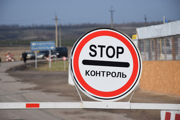 КПВВ Донбасса: Новые ограничения при перевозе товаров