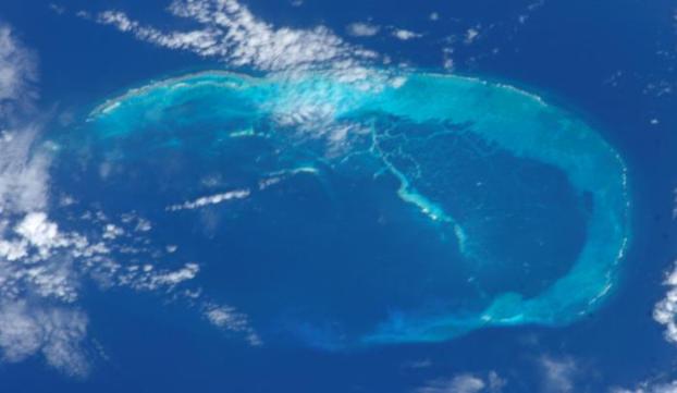 На Гаваях ураган смыл остров в океан