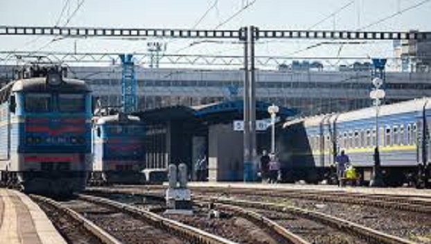 Поезд Покровск — Харьков будет курсировать по пятницам и воскресеньям